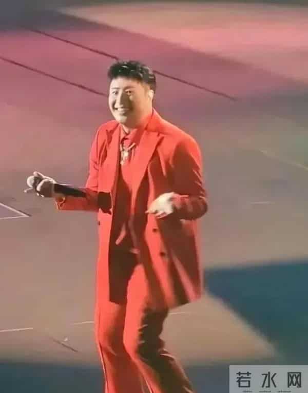 潘玮柏上海豪宅曝光,上亿房产写老婆名,素人老婆颜值非常高!