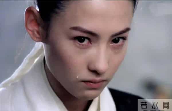 基因也偏心！这些明星和他们的兄弟姐妹，根本不像同一对爹妈生的