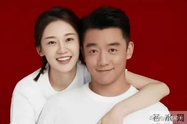分手八年，再看郑恺和程晓玥，婚姻生活天差地别，陈赫成人生赢家
