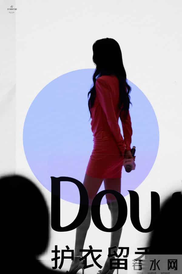 杨幂的身材还是让人痴迷