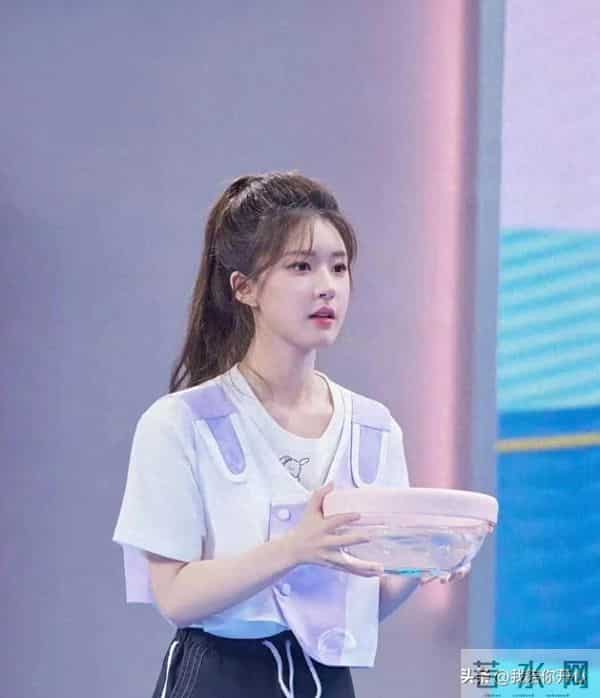 你知道吗?赵露思爸爸居然是赵公明,这潮流外形不进娱乐圈可惜了