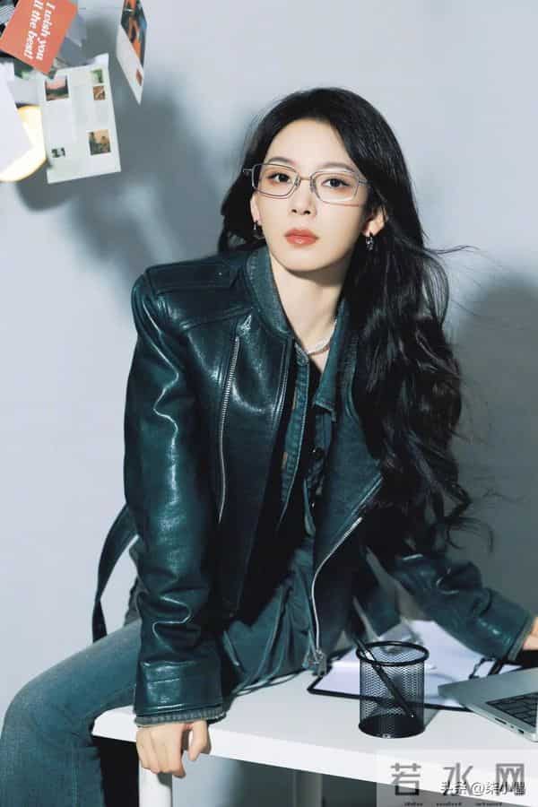 陈瑶|小姐姐这组照片好御,好欲!