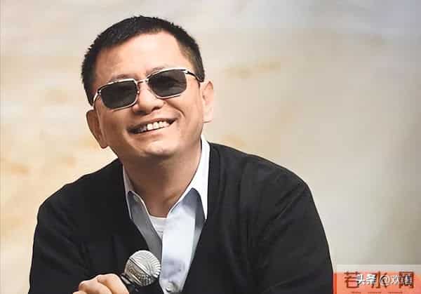 陪玩陪睡仅冰山一角!集体开P、舔手指、互撕,圈中内幕太荒唐