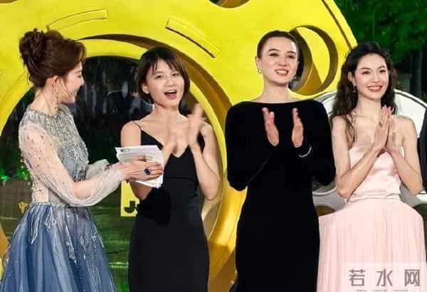 这一夜，金鸡奖成“照妖镜”姚晨脸肿，蒋勤勤歪嘴，佟丽娅褶子多