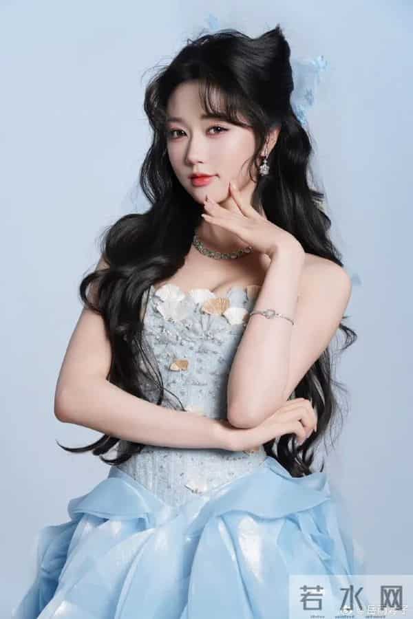 下一个流量花，会是她吗？