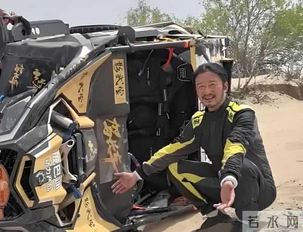 51岁吴京近照曝光！他现在怎么苍老成这样了，皮肤好粗糙