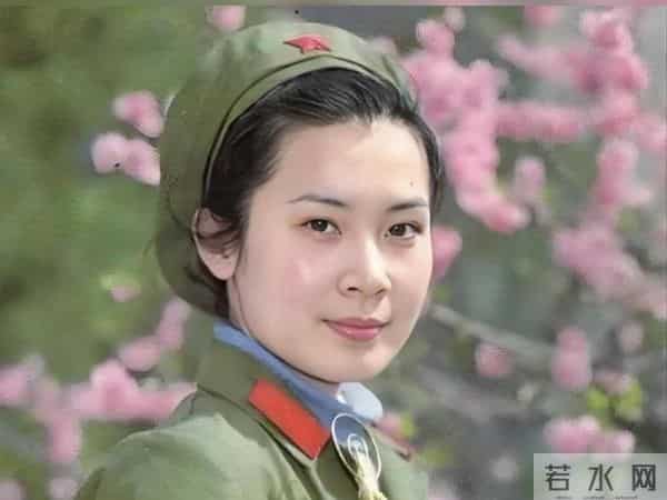 从车间钳工到国家一级演员,却因拍戏和丈夫离婚,今66岁依旧单身