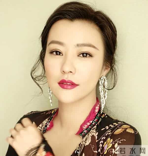 没有对比就没有伤害，辛芷蕾发文怒怼“郝蕾”，其中胜者不言而喻