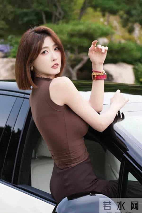 聂小雨不愧是大网红,这双“大”眼睛真好看