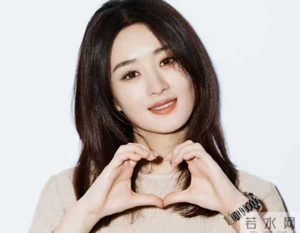 和景甜闪婚传闻仅2个月,冯绍峰再次官宣喜讯,赵丽颖也高攀不起