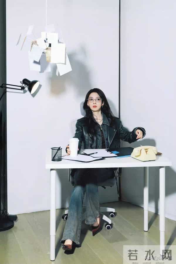 陈瑶|小姐姐这组照片好御,好欲!