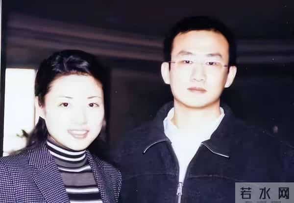 她是“央视一姐”,结婚12年选择离婚,坦然:婚姻给我的尽是痛苦