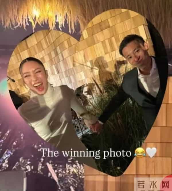 霍启仁夫妇丽江雪山大婚！女方穿礼服神似朱玲玲，豪门婚礼好低调