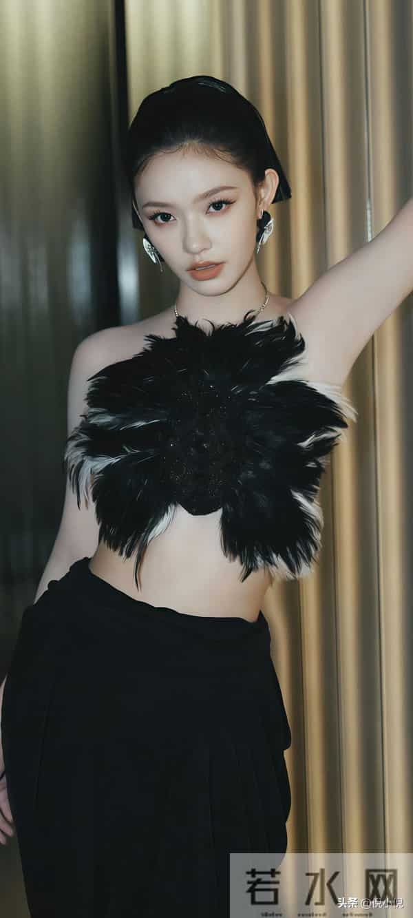 林允高清性感写真来啦！