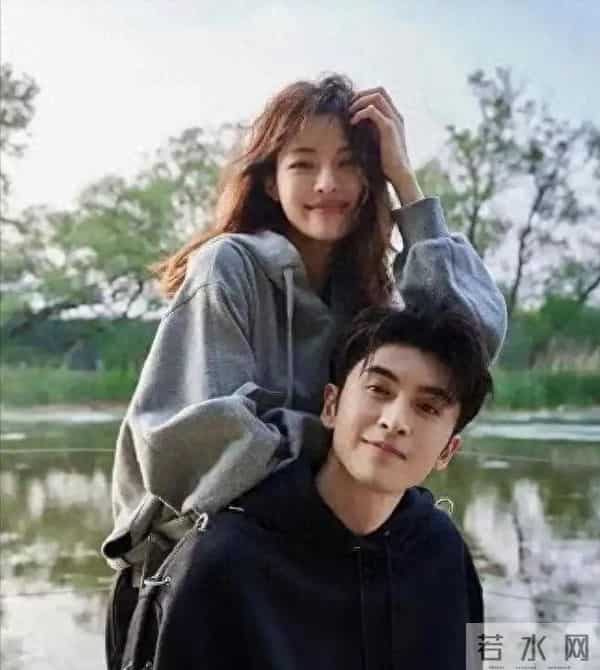 低情商还是野心家?争C位风波不到一个月,钟楚曦再一次“抢C位”