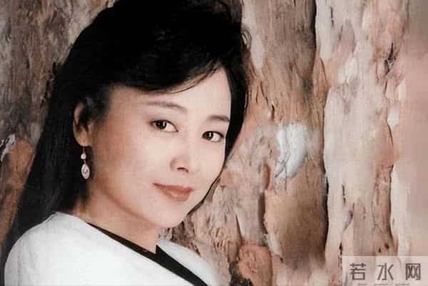 张瑜现状：68岁无儿无女，一人独居，与74岁前夫张建亚处境差别大