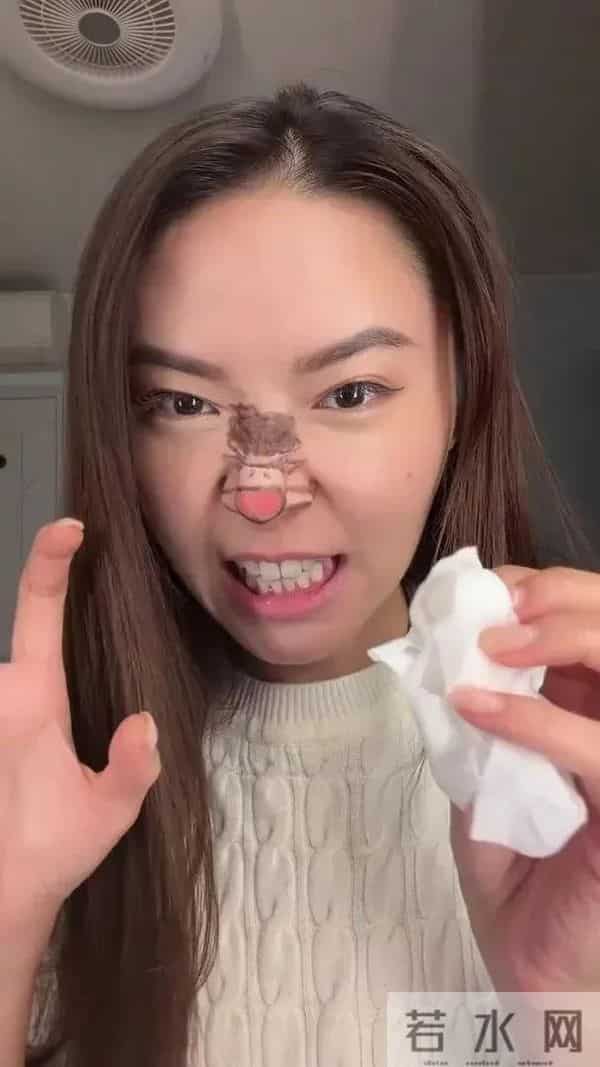 30岁TVB小花获赞索腿天后,被质疑整容拍片疯狂自虐鼻子证纯天然