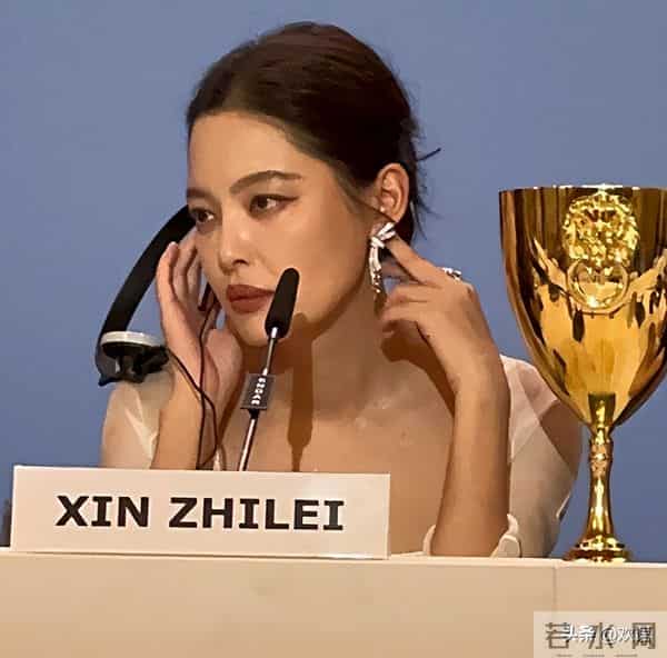 陪玩陪睡仅冰山一角！集体开P、舔手指、互撕，圈中内幕太荒唐