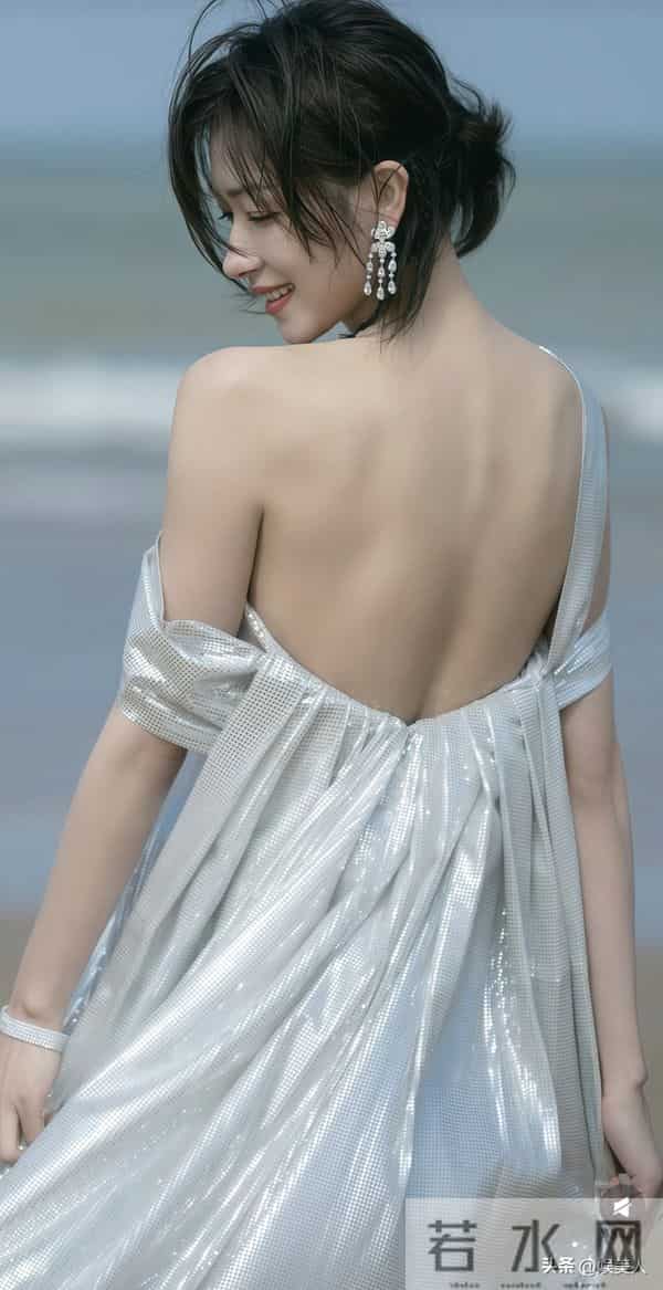 万茜:颜值气质身材三在线的魅力女神