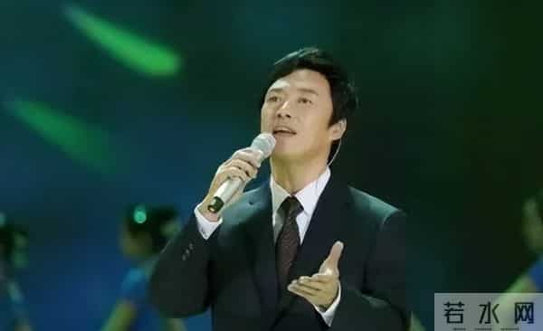 费玉清现状！70岁无儿无女独居，和56岁闺蜜相依为伴