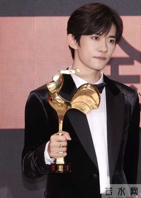 金鸡奖结束后不到24小时,4位演员摊上事,牵连的不止宋佳和千玺