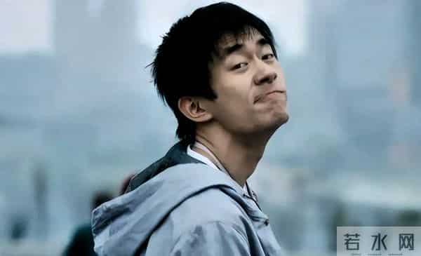 金鸡奖红毯成“照妖镜”!姚晨脸肿蒋勤勤歪嘴,叶童优雅胜出