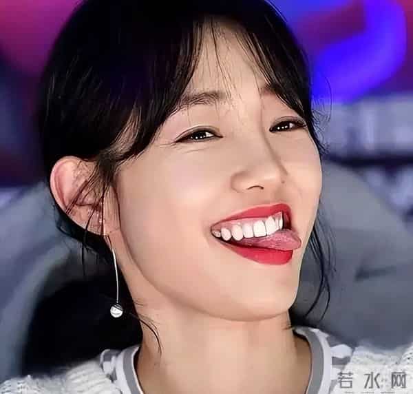 陪玩陪睡仅冰山一角！集体嫖娼吮手指互撕，"圈中内幕"太荒诞