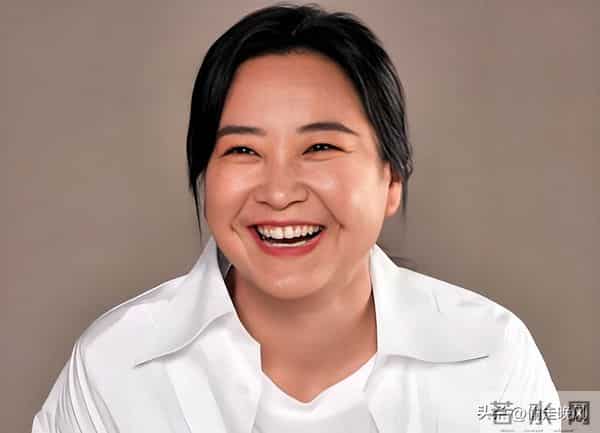 退出春晚、解散公司,43岁贾玲的蜕变之路,给所有女性上了一课