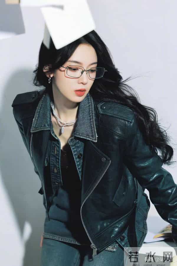 陈瑶|小姐姐这组照片好御,好欲!