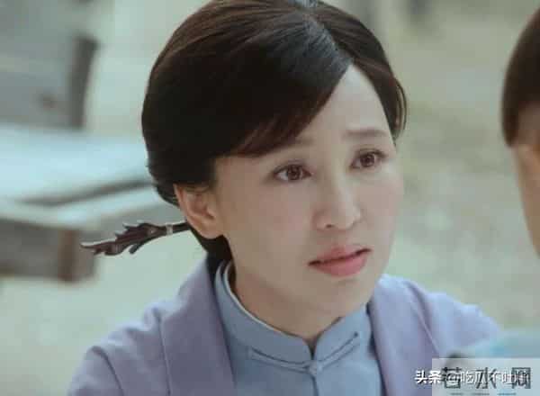 她19岁与导演私奔,在地下室裸婚连生3胎,今被丈夫用7部剧捧红!