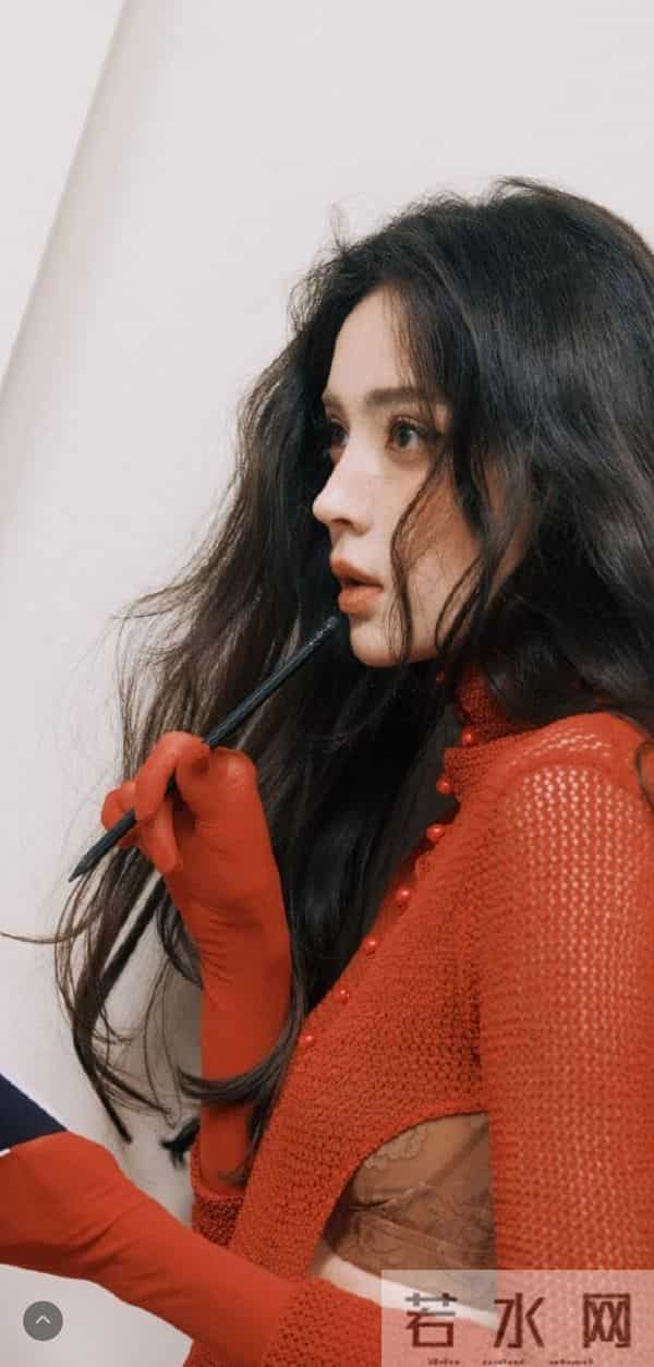 娜扎 很别致的上衣