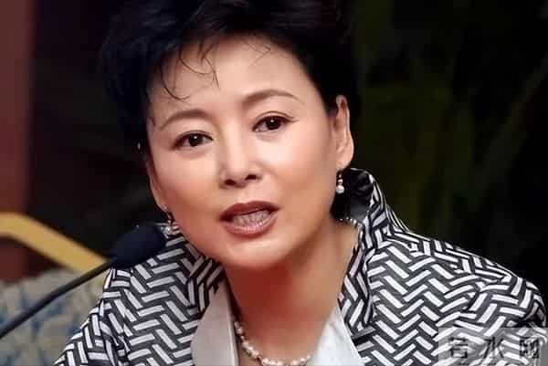 张瑜现状：68岁无儿无女，一人独居，与74岁前夫张建亚处境差别大