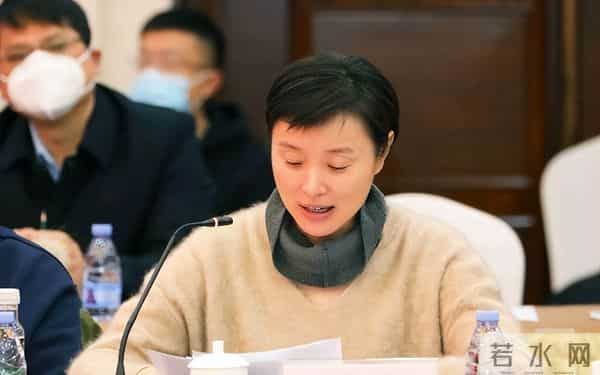 分手20年，一别两宽，吴越从不提陈建斌，如今才看懂她赢在哪