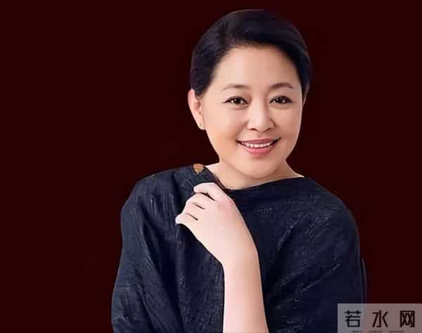 钱再多有什么用？66岁身家过亿的倪萍，还是要为儿子婚恋操碎了心