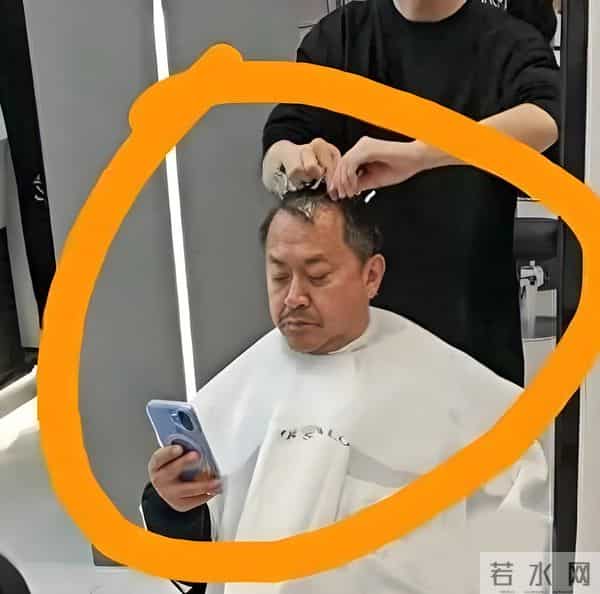 54岁王学兵:多年没戏拍,老得活像60多岁