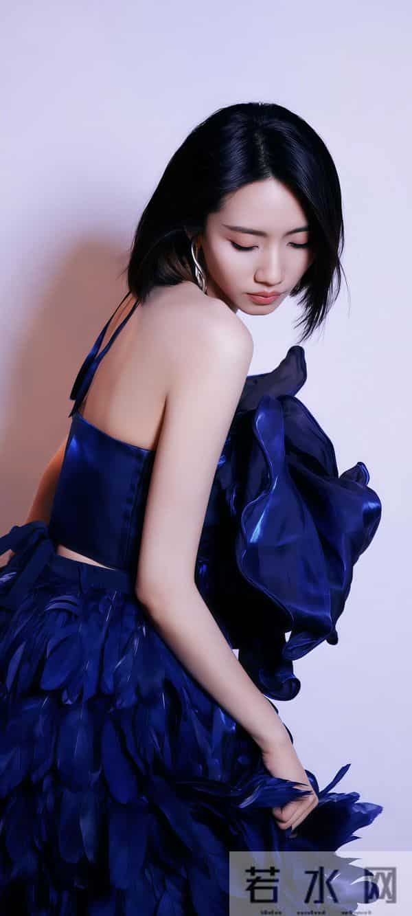 绝了！刘惜君写真杀疯了，御姐范碾压全场，网友：这姐藏得太深