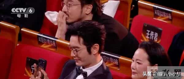 看易烊千玺获奖，其他演员的反应就知道什么叫众望所归，满是欣赏