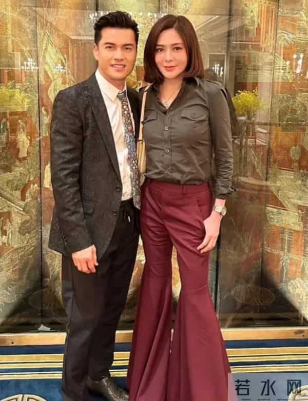 娱乐圈满族美女图鉴：每一位都貌美如花，谁最令你意想不到？