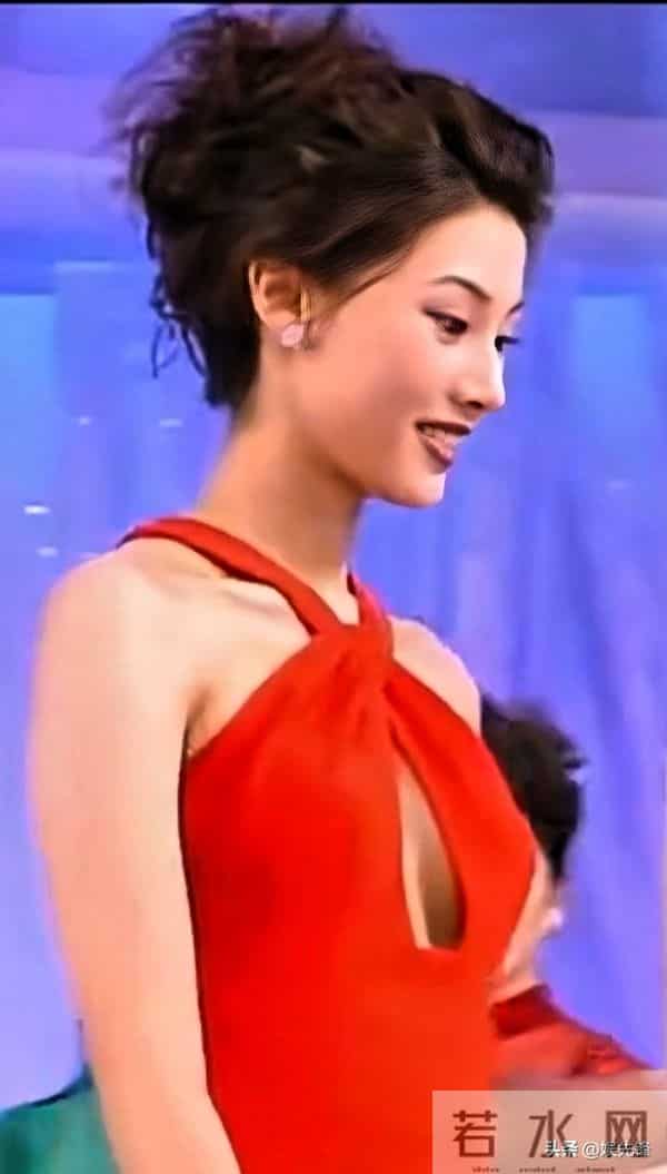 李嘉欣-当年被誉为香港第一美女,这盛世容颜谁能不动心