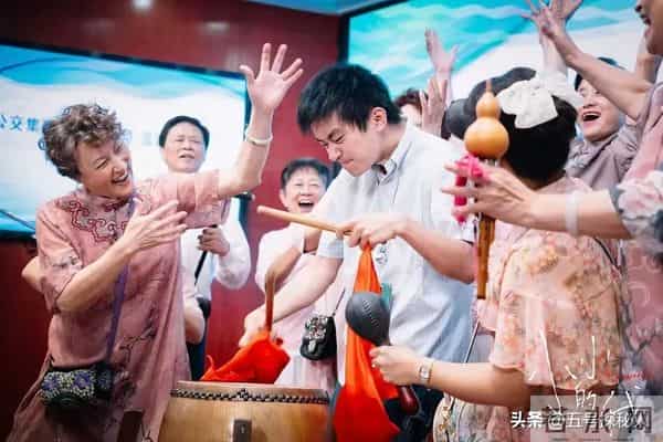 事实证明，不拍戏就消失的易烊千玺，已经走上了男演员的另一条路