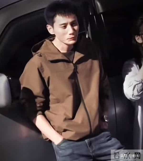 与安娜结婚16年后,47岁刘烨重返“青春”,谢娜肠子都要悔青了