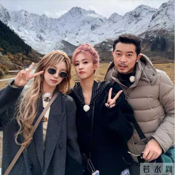 不装了,“逼婚”胡可、争议不断的沙溢,如今终于遭到“反噬”