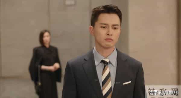 新闻女王：晚上11点就得走人的床宝，其实你没有那么爱man姐