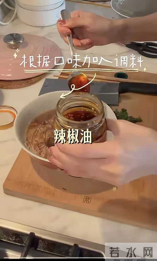 45岁董洁北京定居，住豪宅不请保姆不通暖气，自己洗衣做饭很勤劳