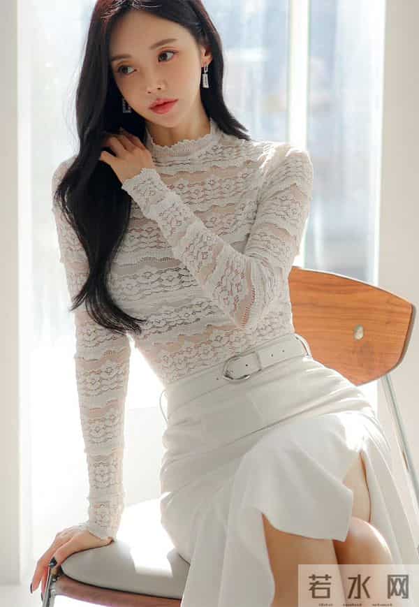 孙允珠白蕾丝开叉人鱼裙