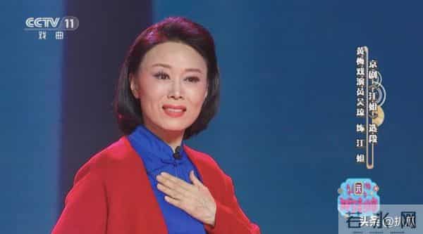 47岁嫁给32岁小演员，被骂“老牛吃嫩草”，时间却给了完美的答卷