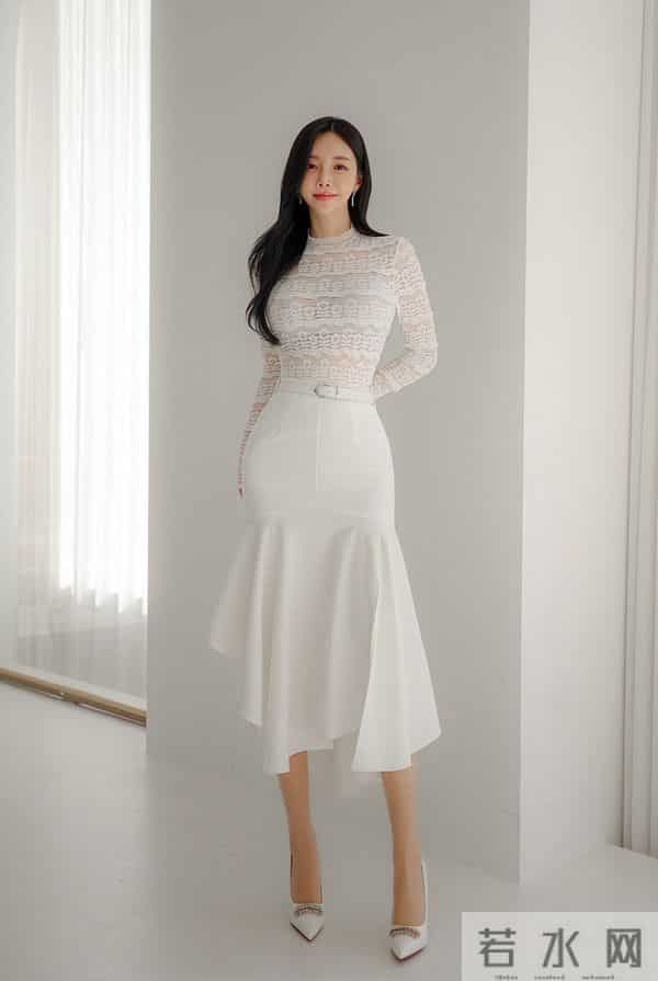 孙允珠白蕾丝开叉人鱼裙