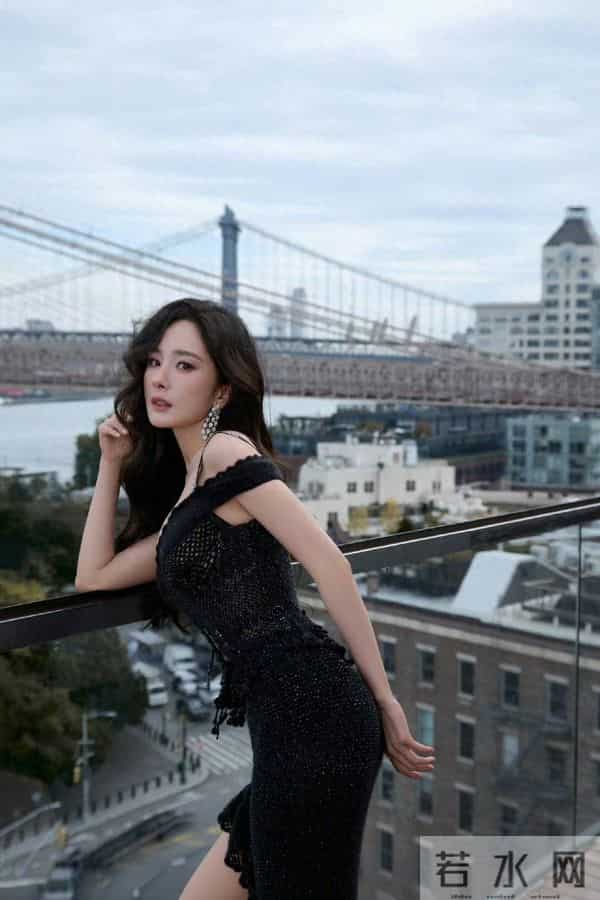 杨幂纯白翅膀，魅魔降临