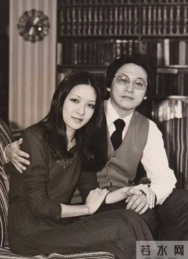 娱乐圈满族美女图鉴：每一位都貌美如花，谁最令你意想不到？