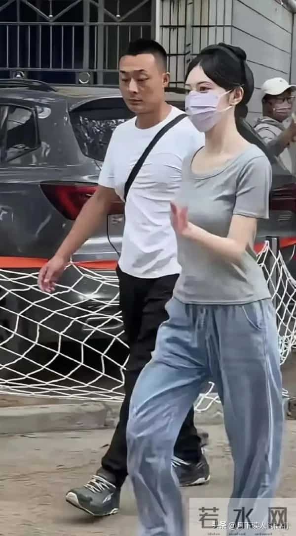 被景甜惊艳到!前凸后翘的曲线,张继科恐怕肠子都悔青了!